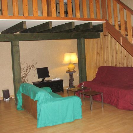 Duplex Carreyrou Apartamento Beaumont-du-Périgord Exterior foto